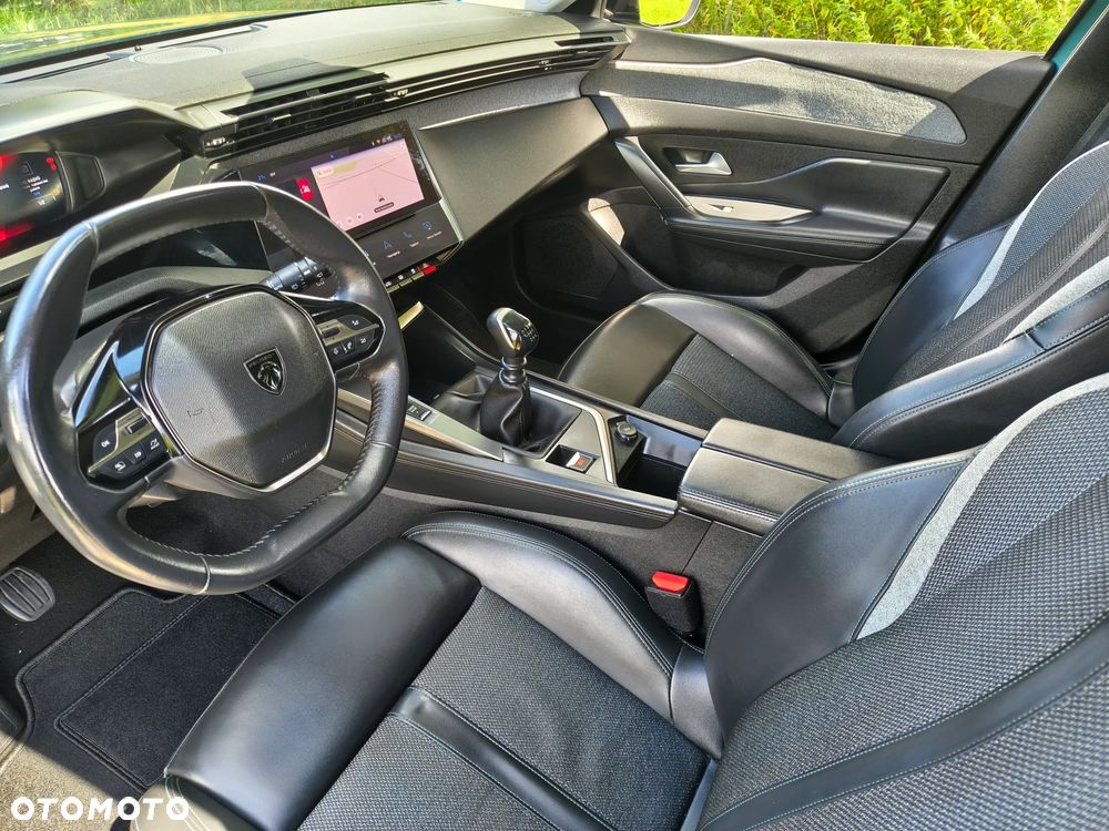 Peugeot 308 1.2 PureTech Allure Pack S&S - 9