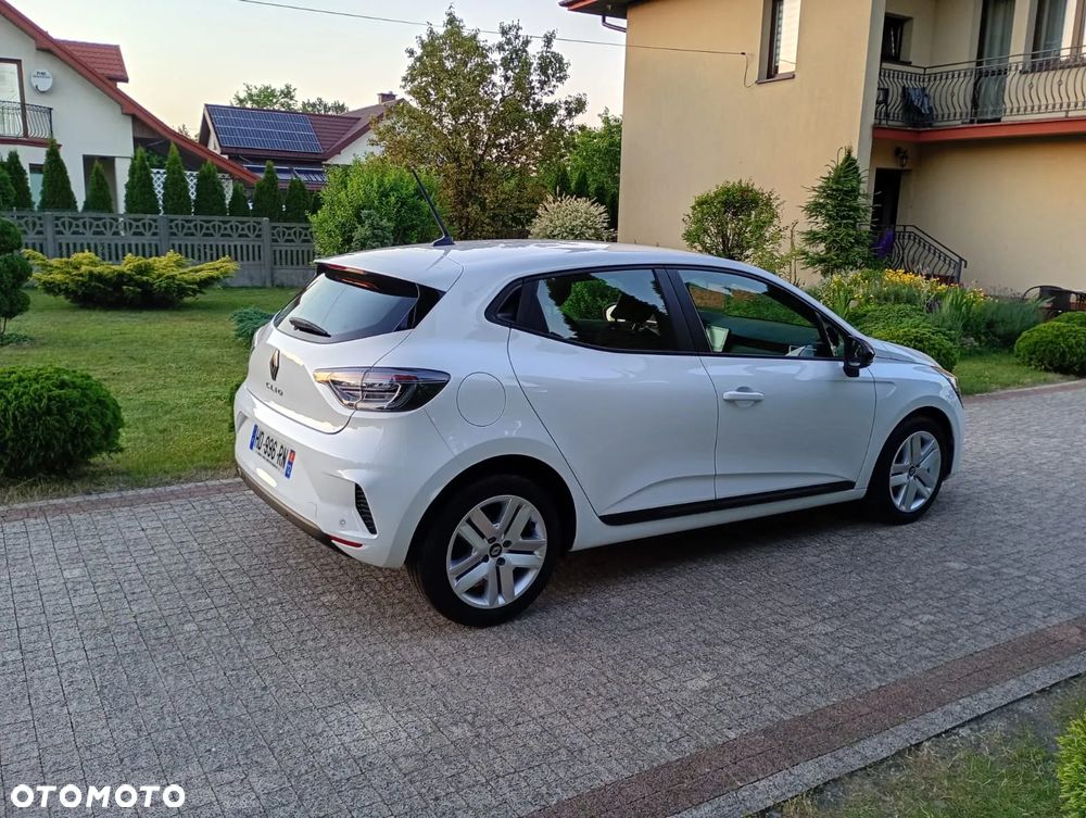 Renault Clio - 9