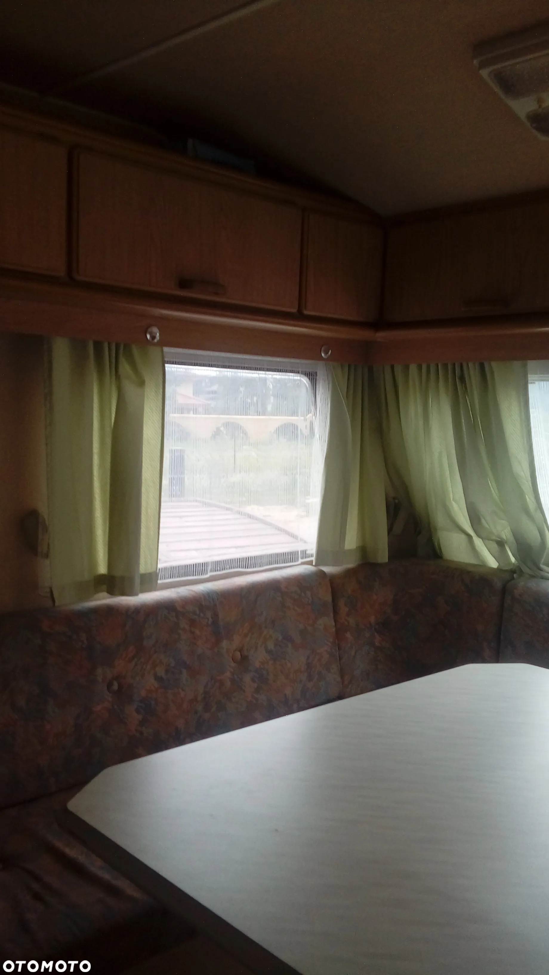 Chateau 380 - 8