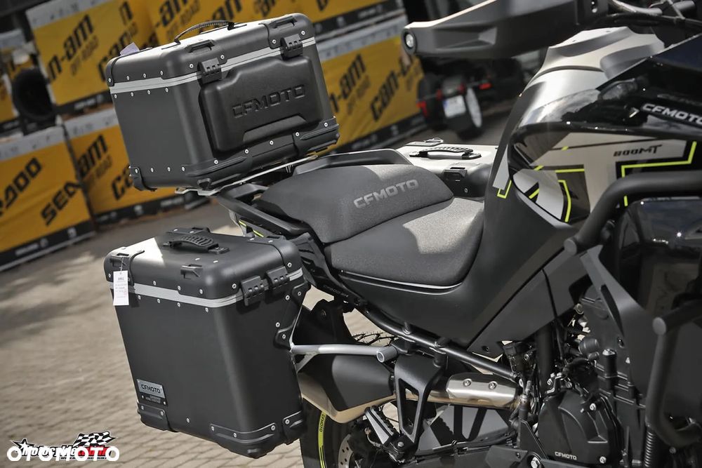 CFMoto MT - 5