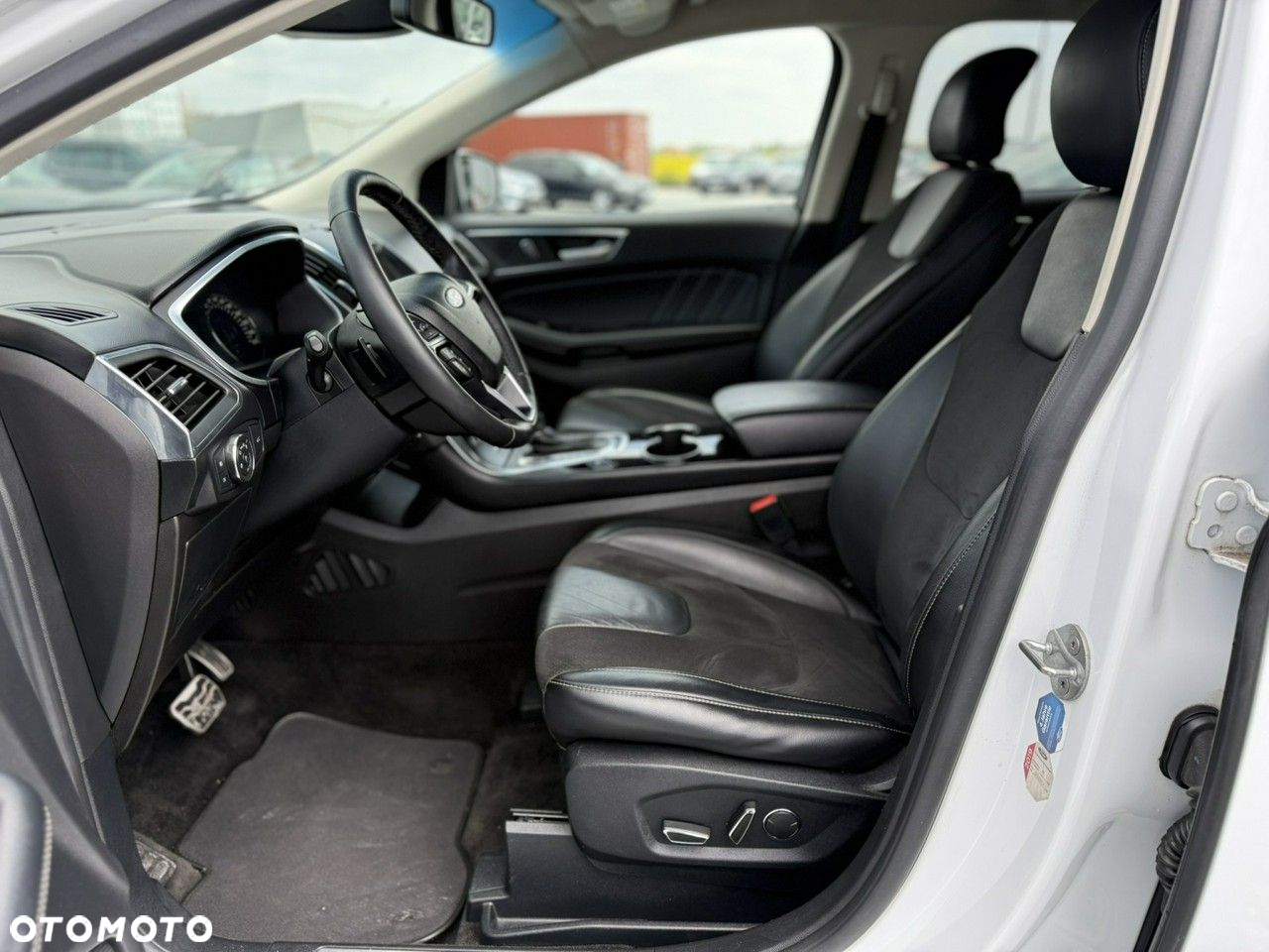 Ford Edge 2.0 TDCi Bi-Turbo 4x4 ST-LINE - 15