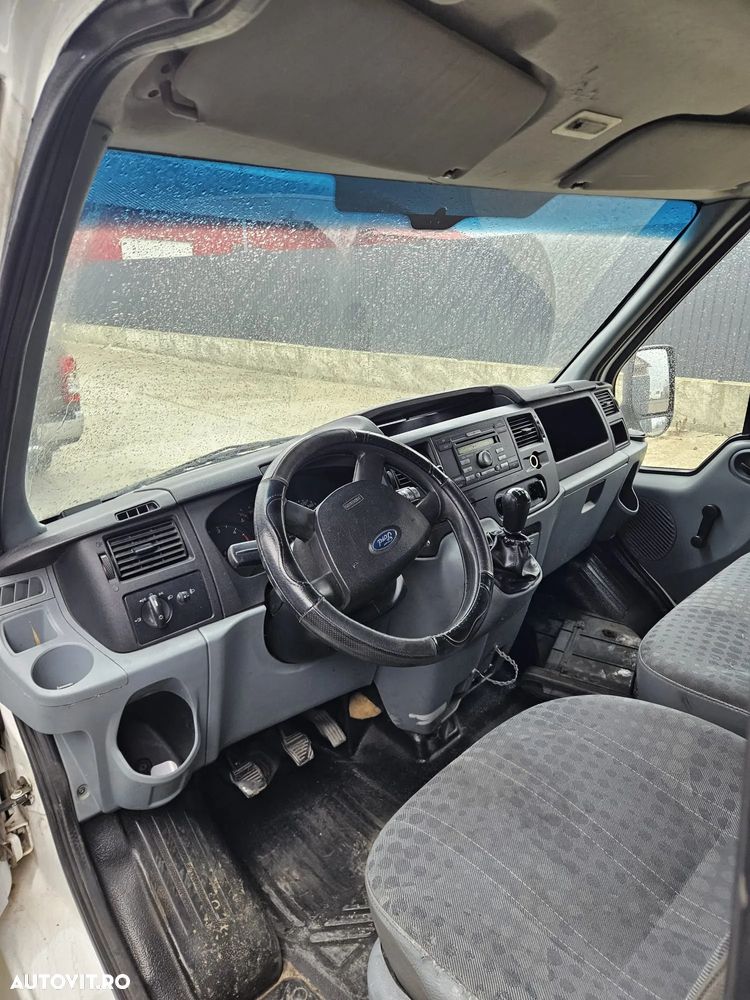 Ford Transit - 2