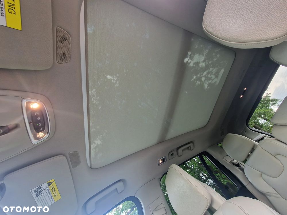 Volvo XC 90 - 26