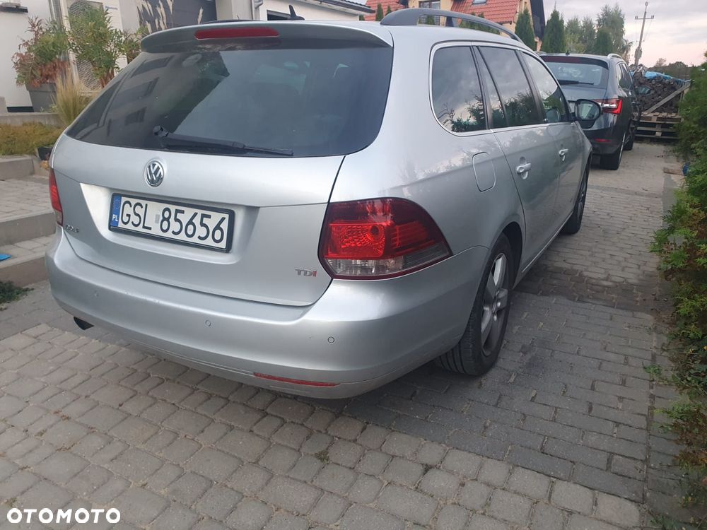 Volkswagen Golf 1.6 TDI DPF BlueMotion Technology MATCH - 2