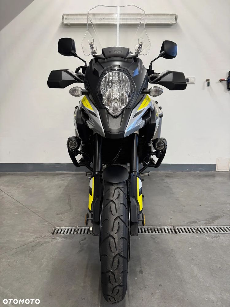 Suzuki V-STROM - 37