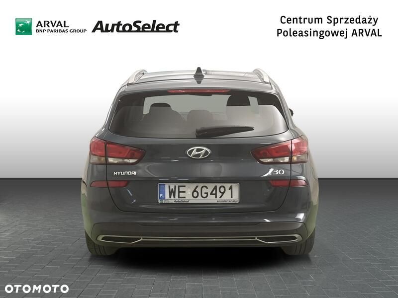 Hyundai i30 1.5 DPI Smart - 5
