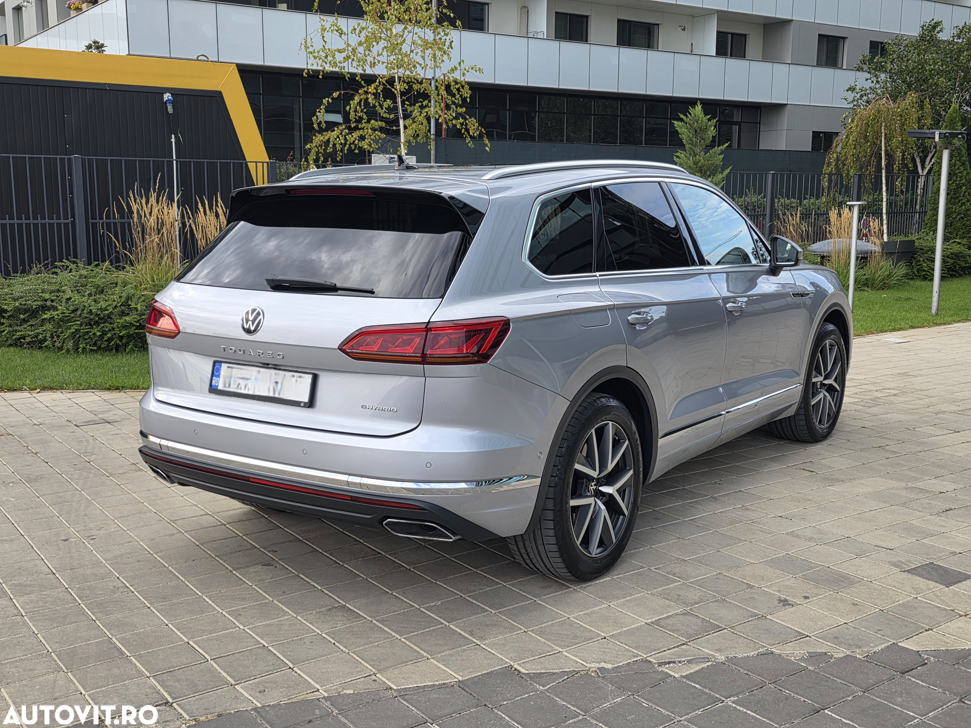 Volkswagen Touareg V6 TSI eHybrid PHEV R - 4