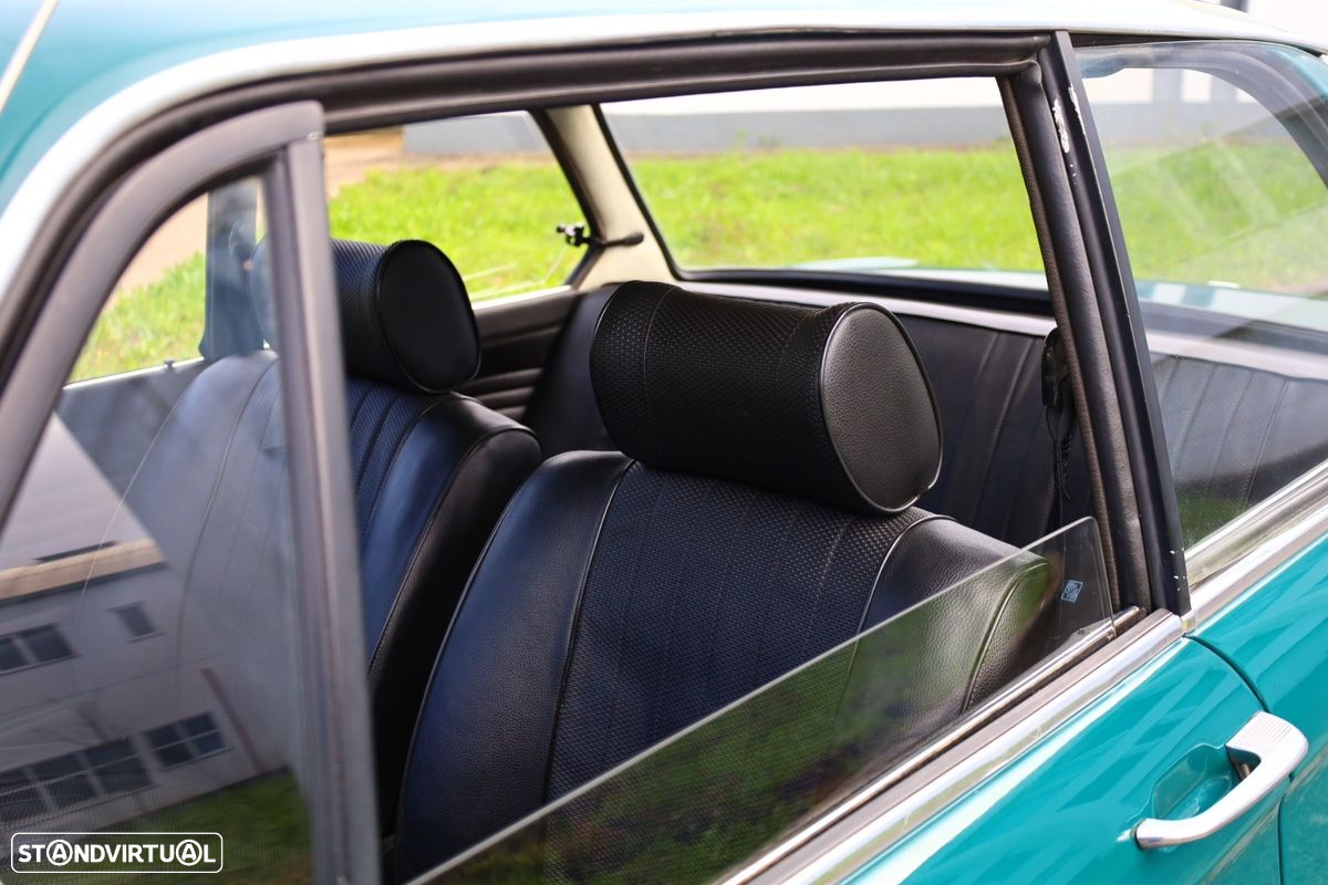 BMW 1502 - 26