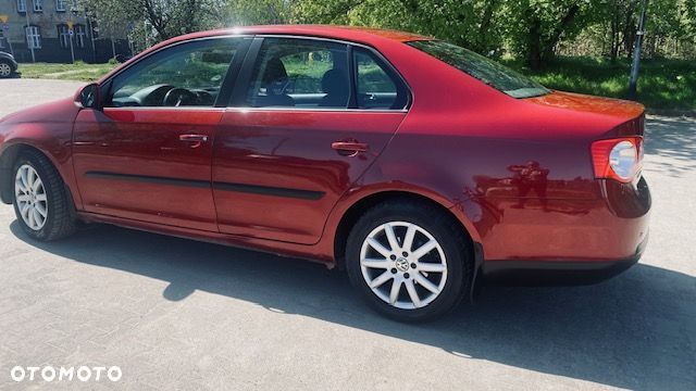 Volkswagen Jetta 1.4 TSI Comfortline DSG - 3