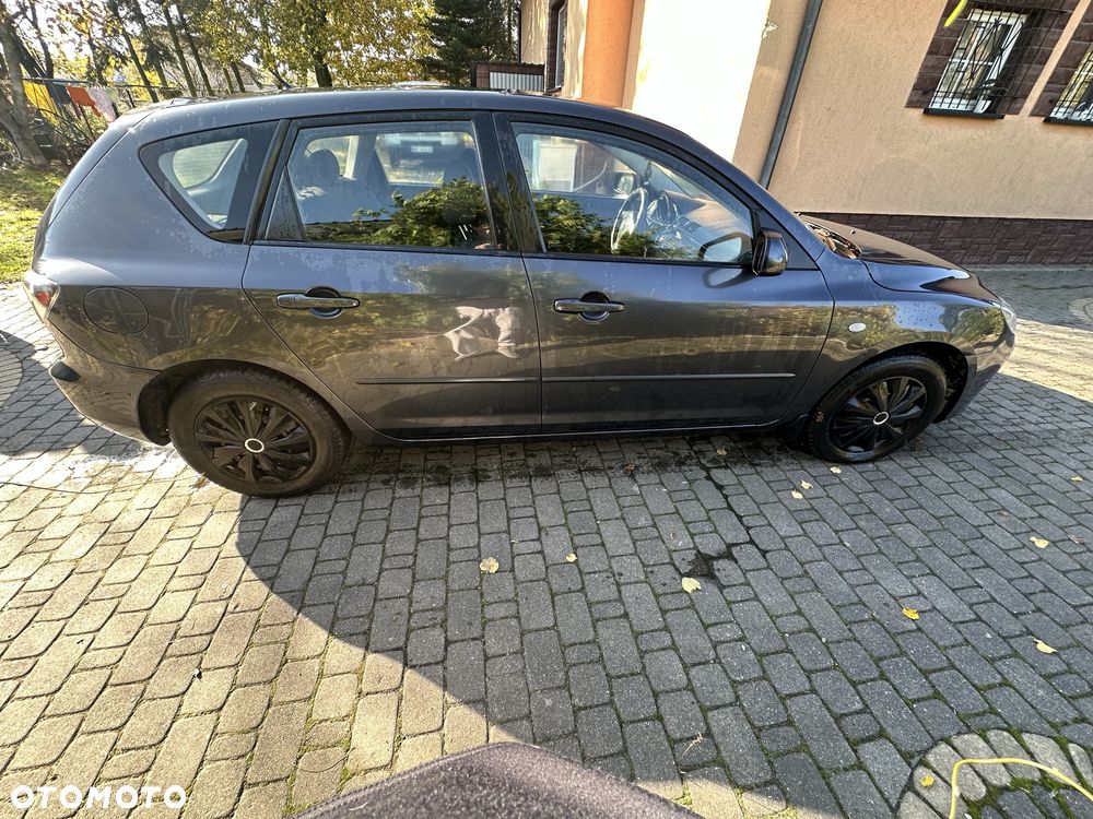 Mazda 3 - 4