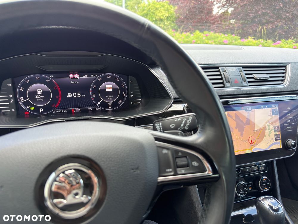 Skoda Superb 2.0 TDI L&K DSG - 9