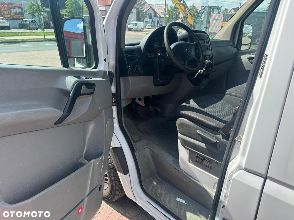 Mercedes-Benz Sprinter 209 - 7