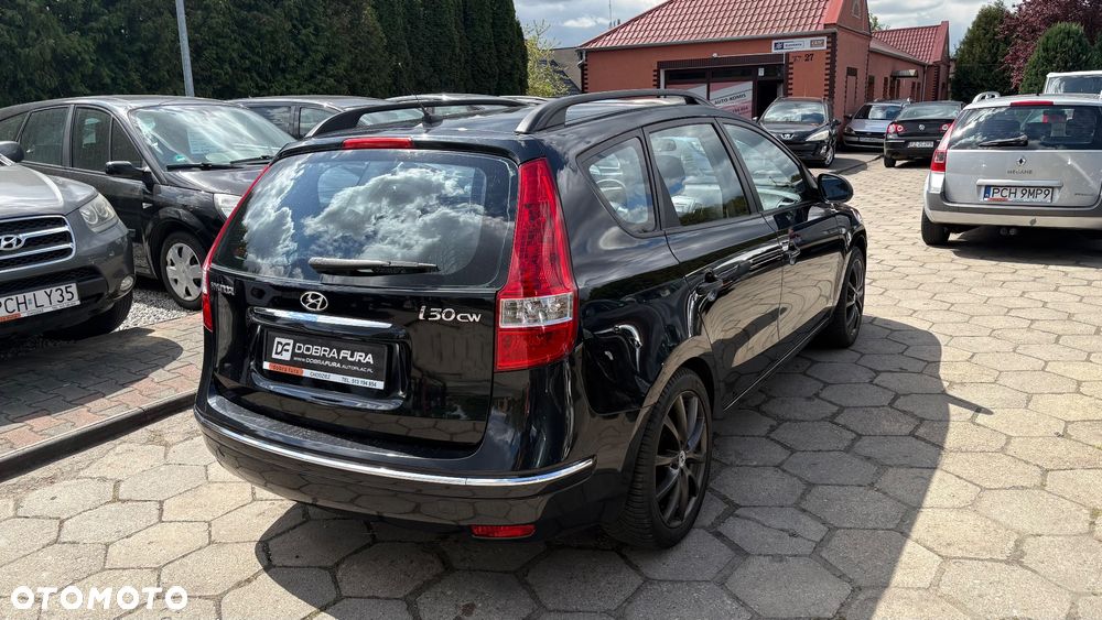 Hyundai i30 1.6 Comfort - 7