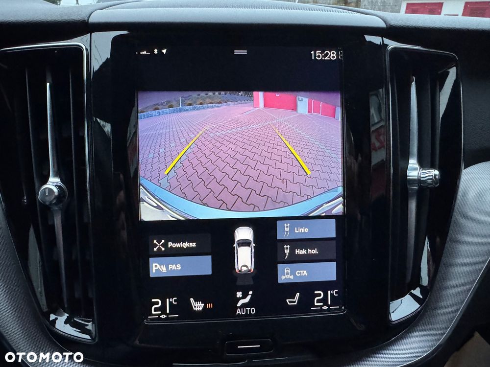 Volvo XC 60 D4 AWD Geartronic RDesign - 25