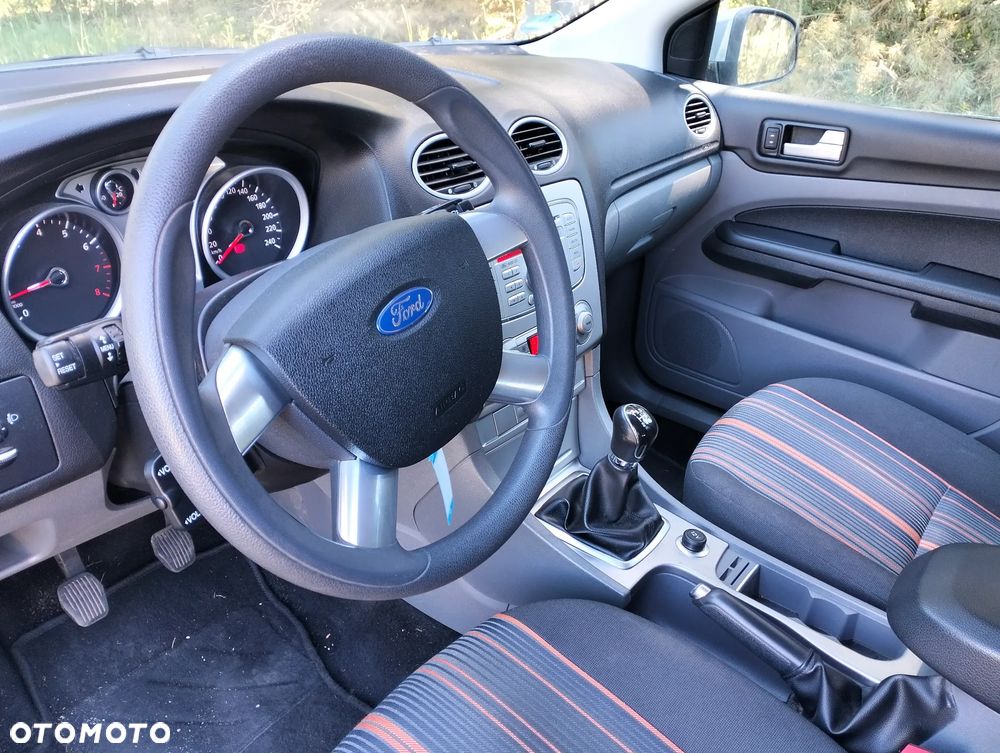 Ford C-MAX 1.6 Style - 37
