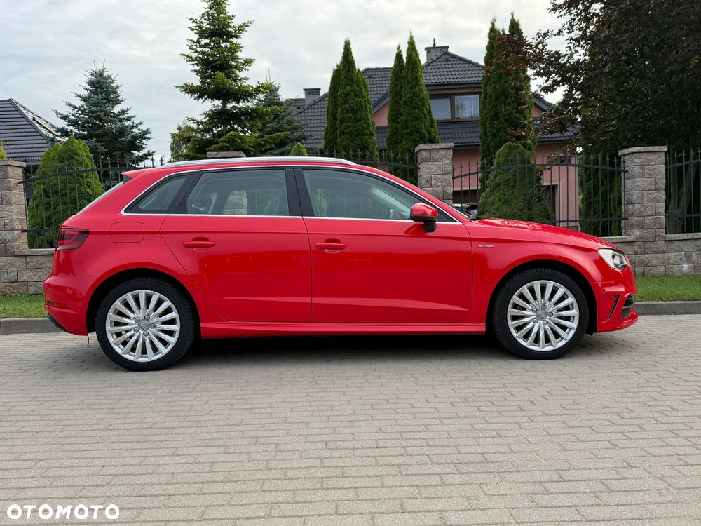 Audi A3 Sportback 1.4 TFSI e-tron S line Sportpaket - 7