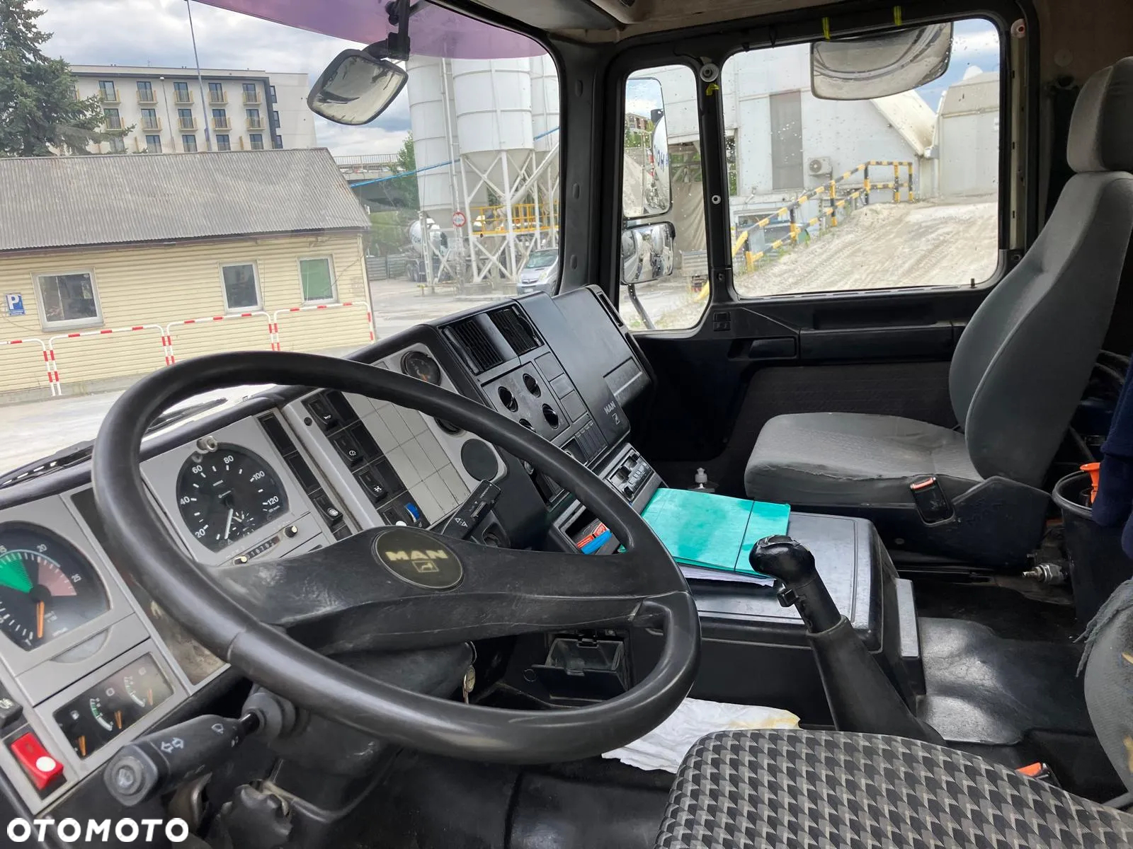 MAN F 2000 - 5
