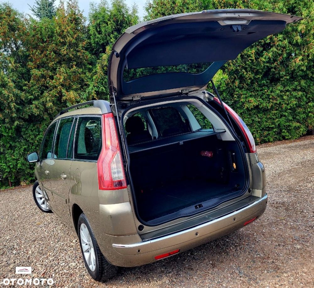 Citroën C4 Grand Picasso - 25