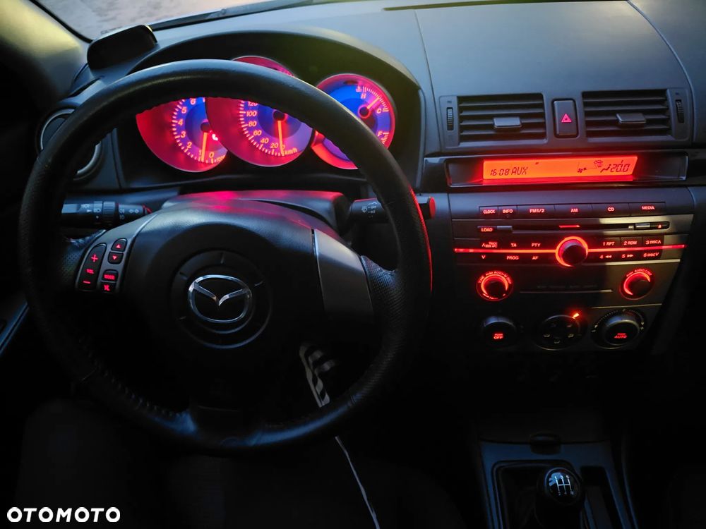 Mazda 3 1.6 Sport Active - 19