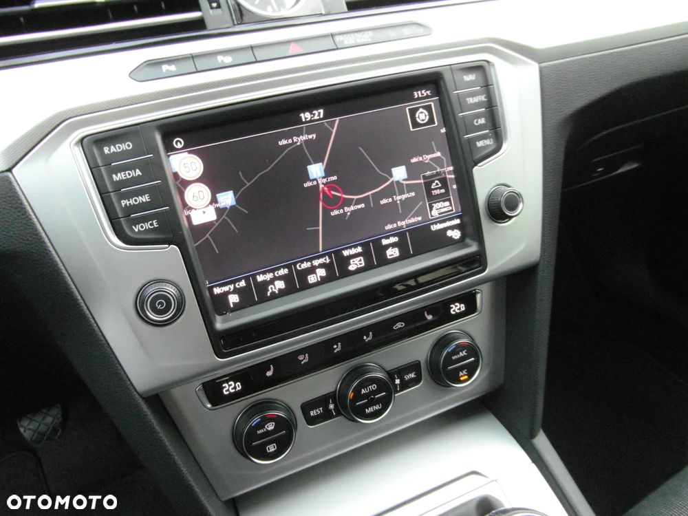 Volkswagen Passat 2.0 TDI BMT Comfortline - 26