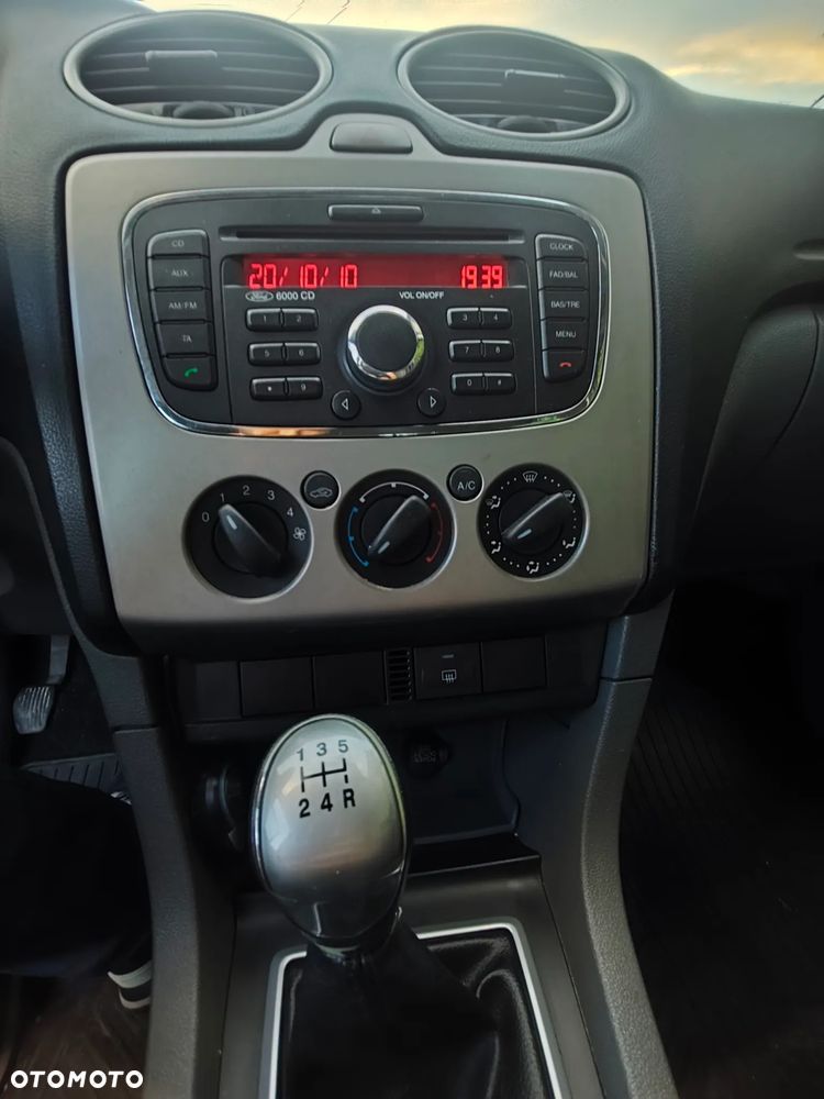 Ford Focus 1.6 TDCi Ambiente - 7