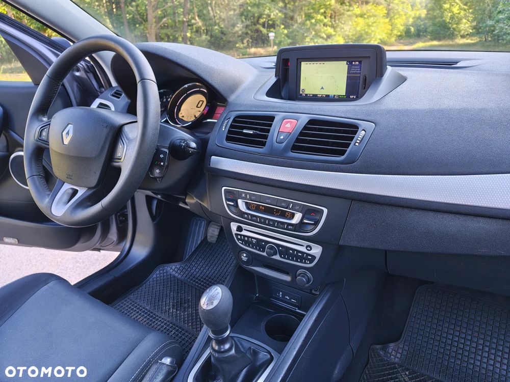 Renault Megane TCe 180 Luxe - 21