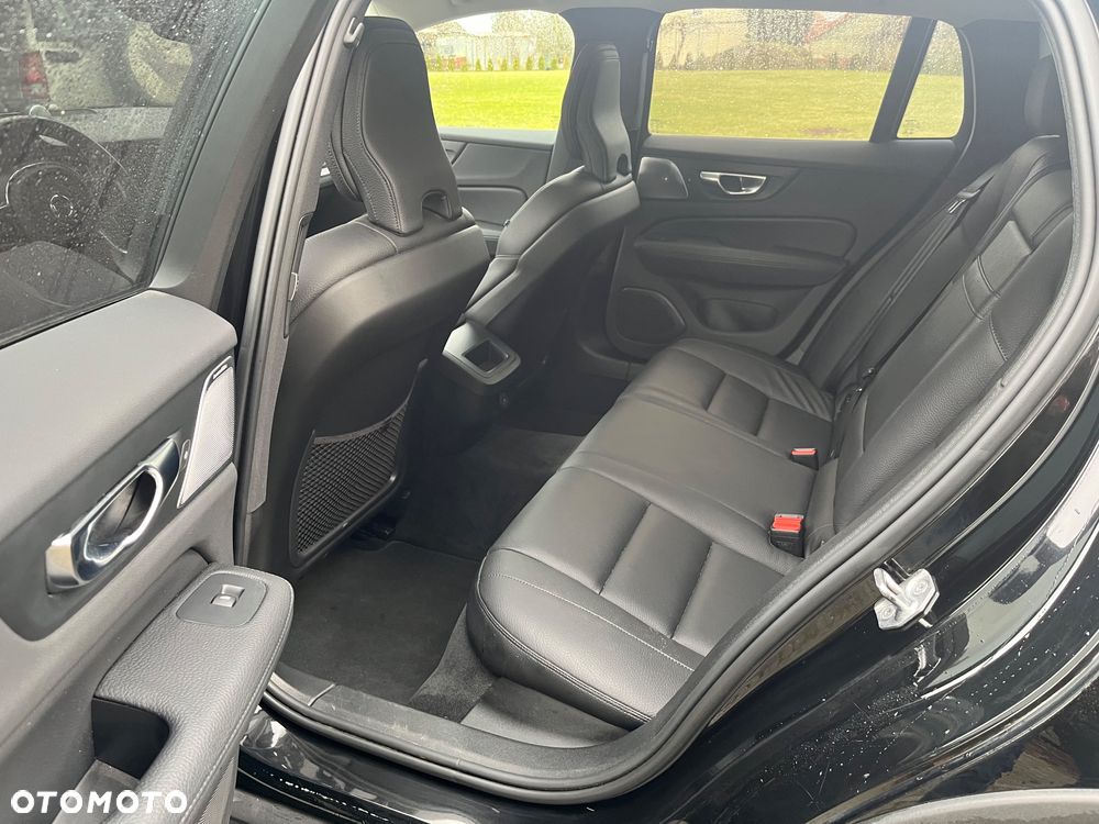 Volvo V60 Cross Country Pro D4 AWD - 10