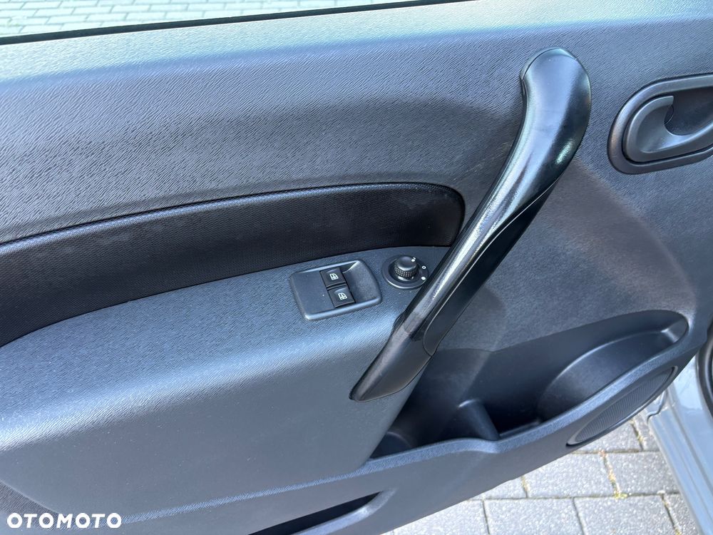 Renault Kangoo dCi 110 FAP Start & Stop Luxe - 17