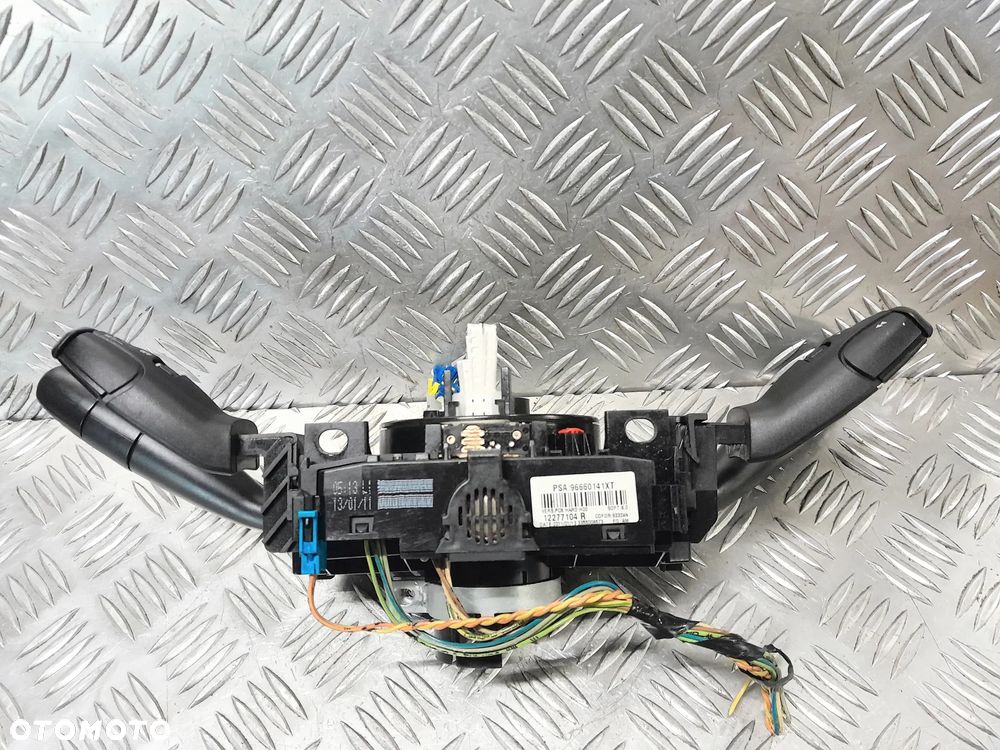 Przełącznik zespolony Peugeot 207 307 Citroen C4 C5 01-08r. 96660141XT - 2