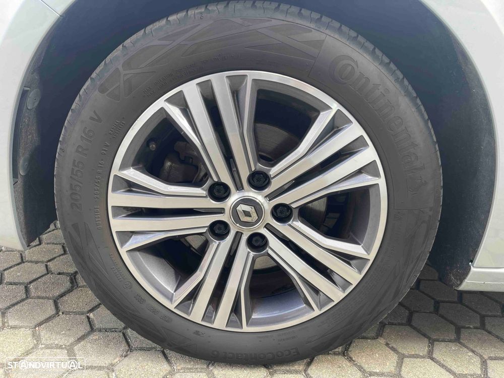 Renault Mégane 1.5 Blue dCi Limited - 10