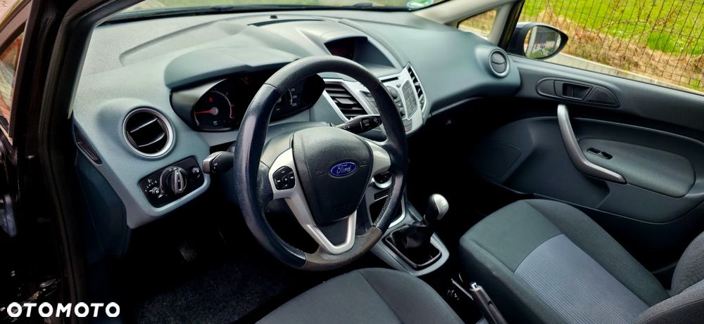 Ford Fiesta - 5