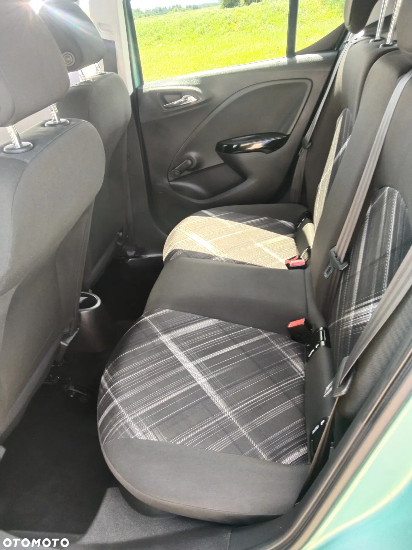 Opel Corsa 1.4 16V Sport - 23
