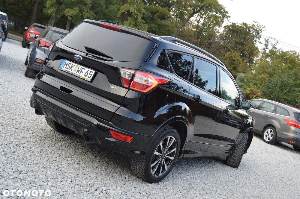 Ford Kuga 2.0 TDCi 4x4 ST-Line - 23