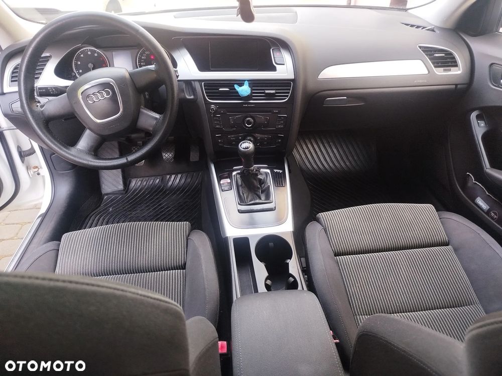 Audi A4 Avant 1.8 TFSI - 10