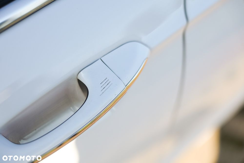 Ford Fusion - 16