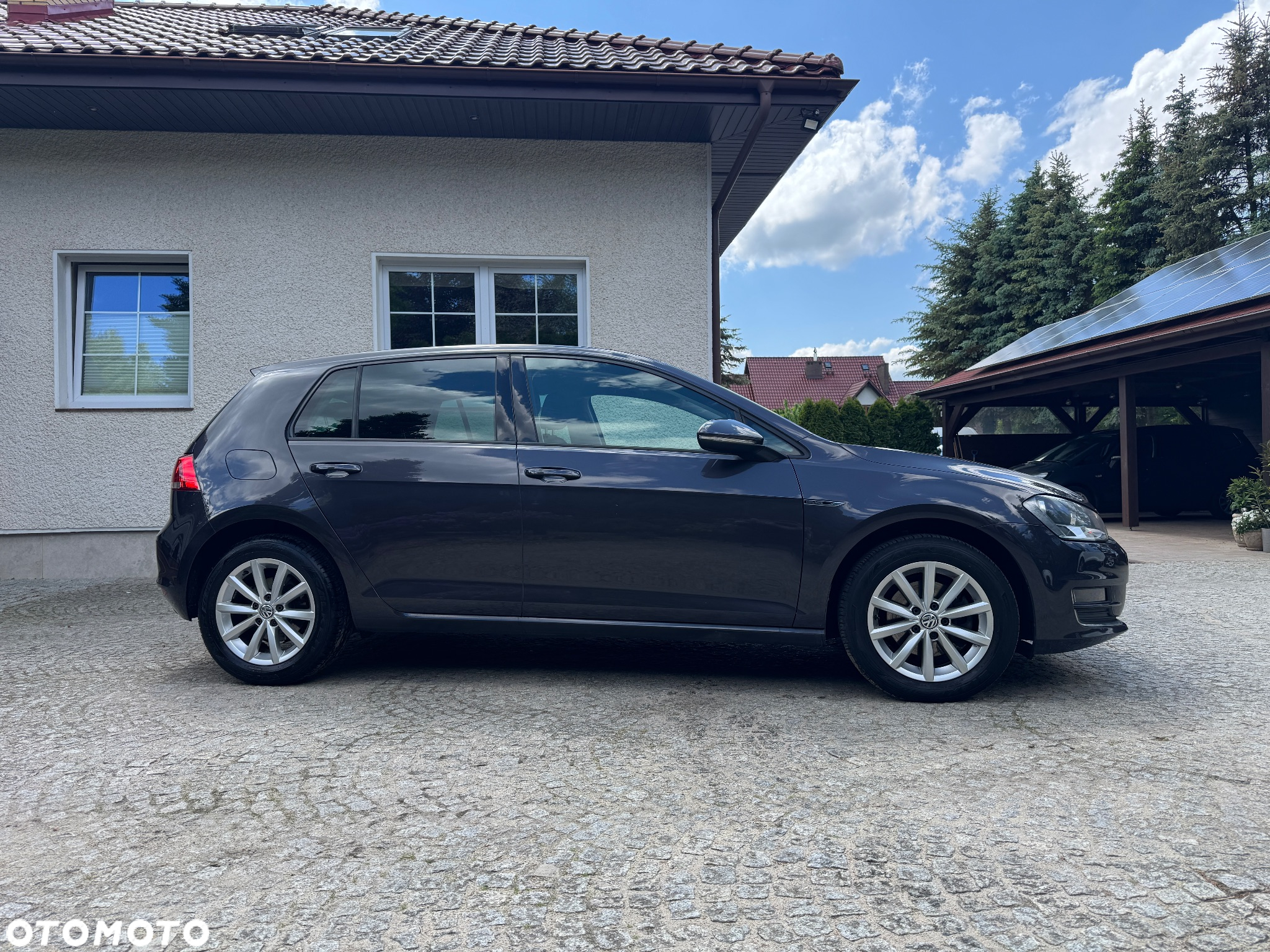 Volkswagen Golf 1.6 TDI BlueMotion Technology Lounge - 4