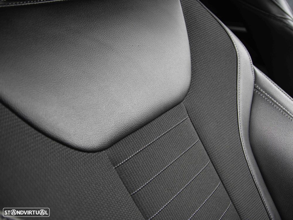 BMW 320 d Auto - 47