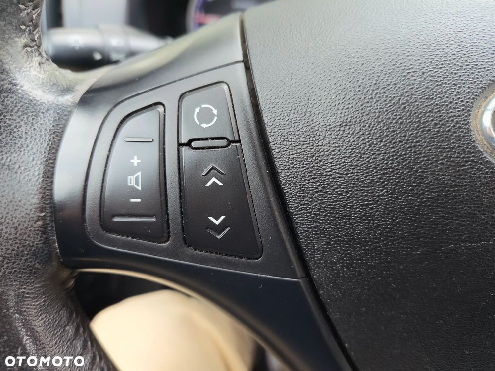 Hyundai i30 i30cw 1.4 UEFA EURO 2012 Edition - 19