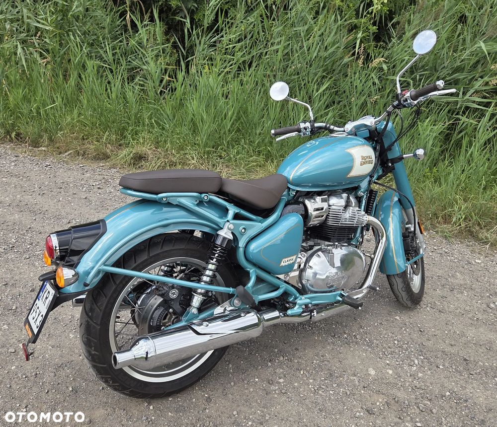 Royal Enfield Classic - 2