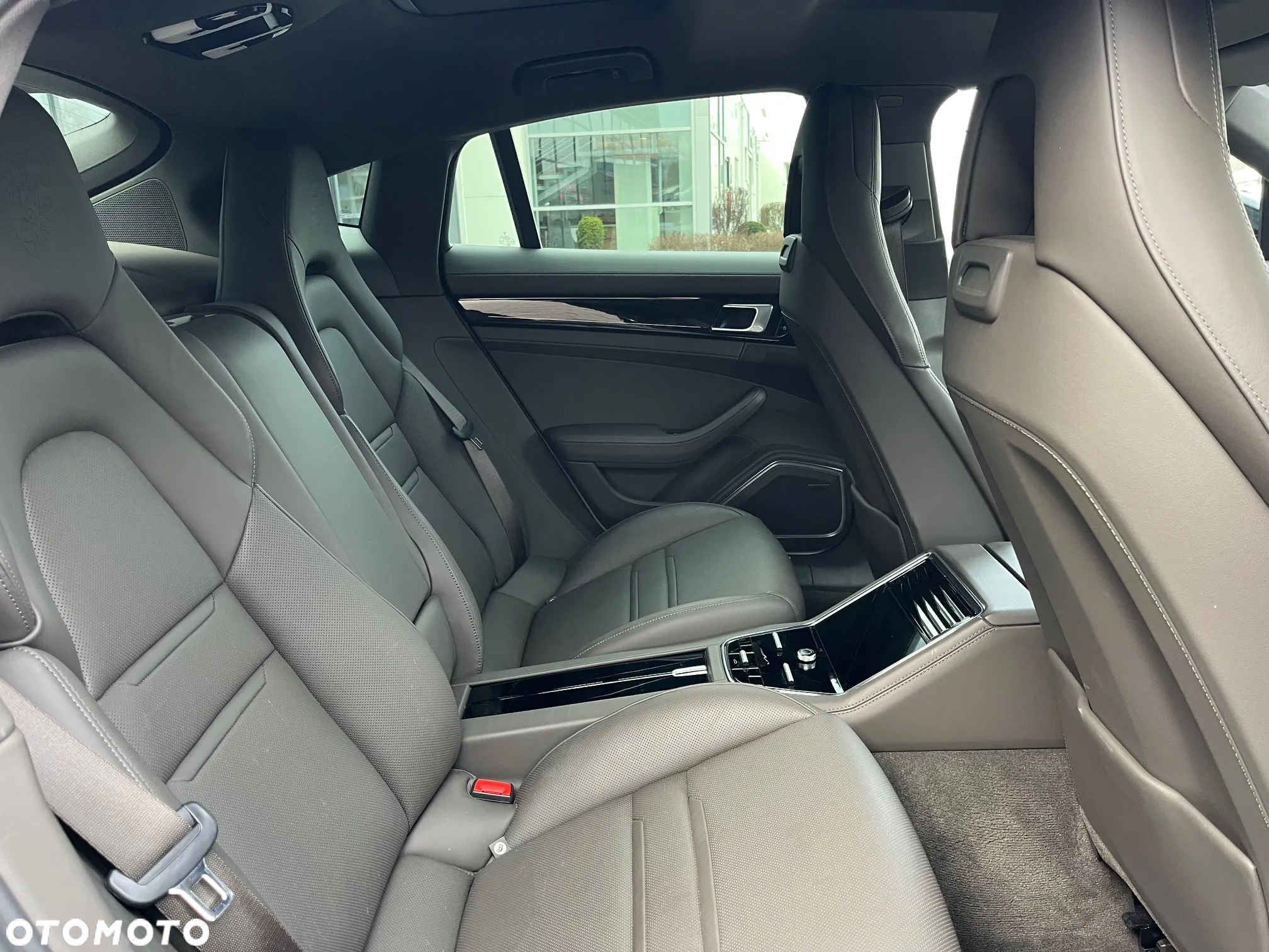 Porsche Panamera 4 - 23