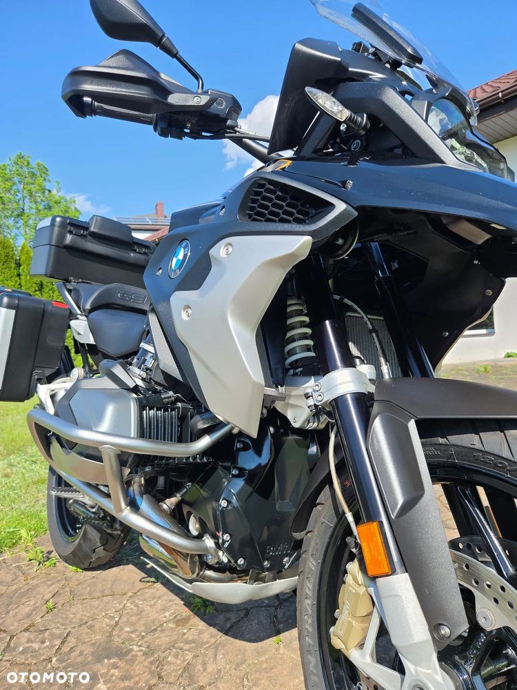 BMW R - 24