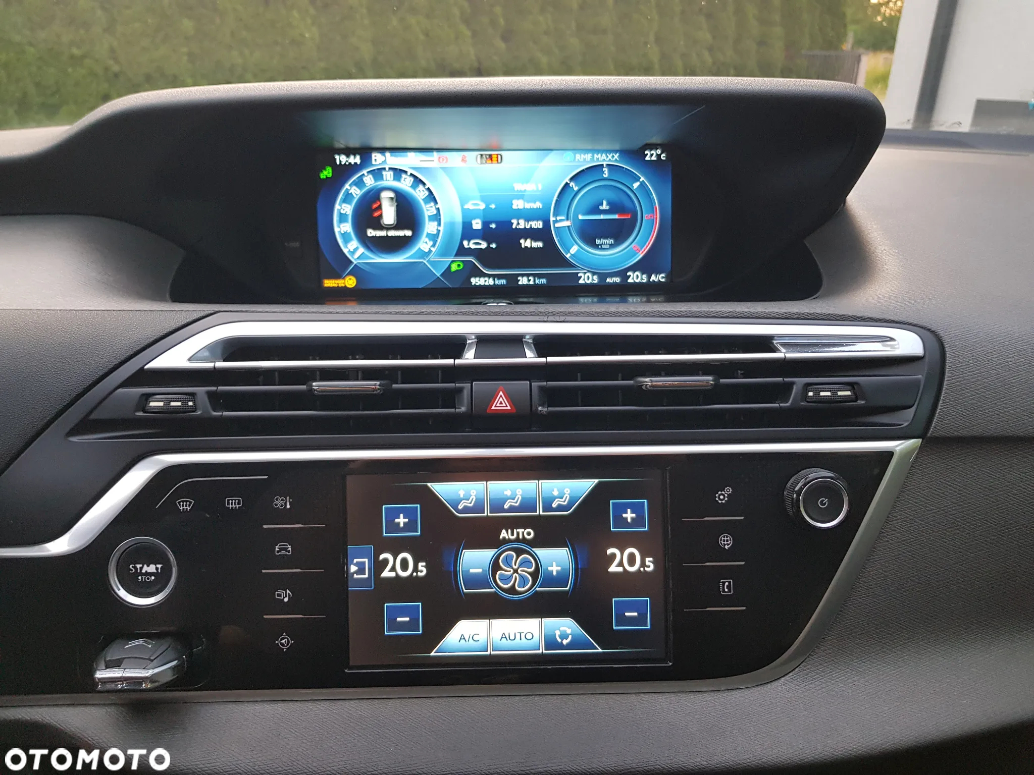 Citroën C4 Picasso 1.6 e-HDi Exclusive - 20