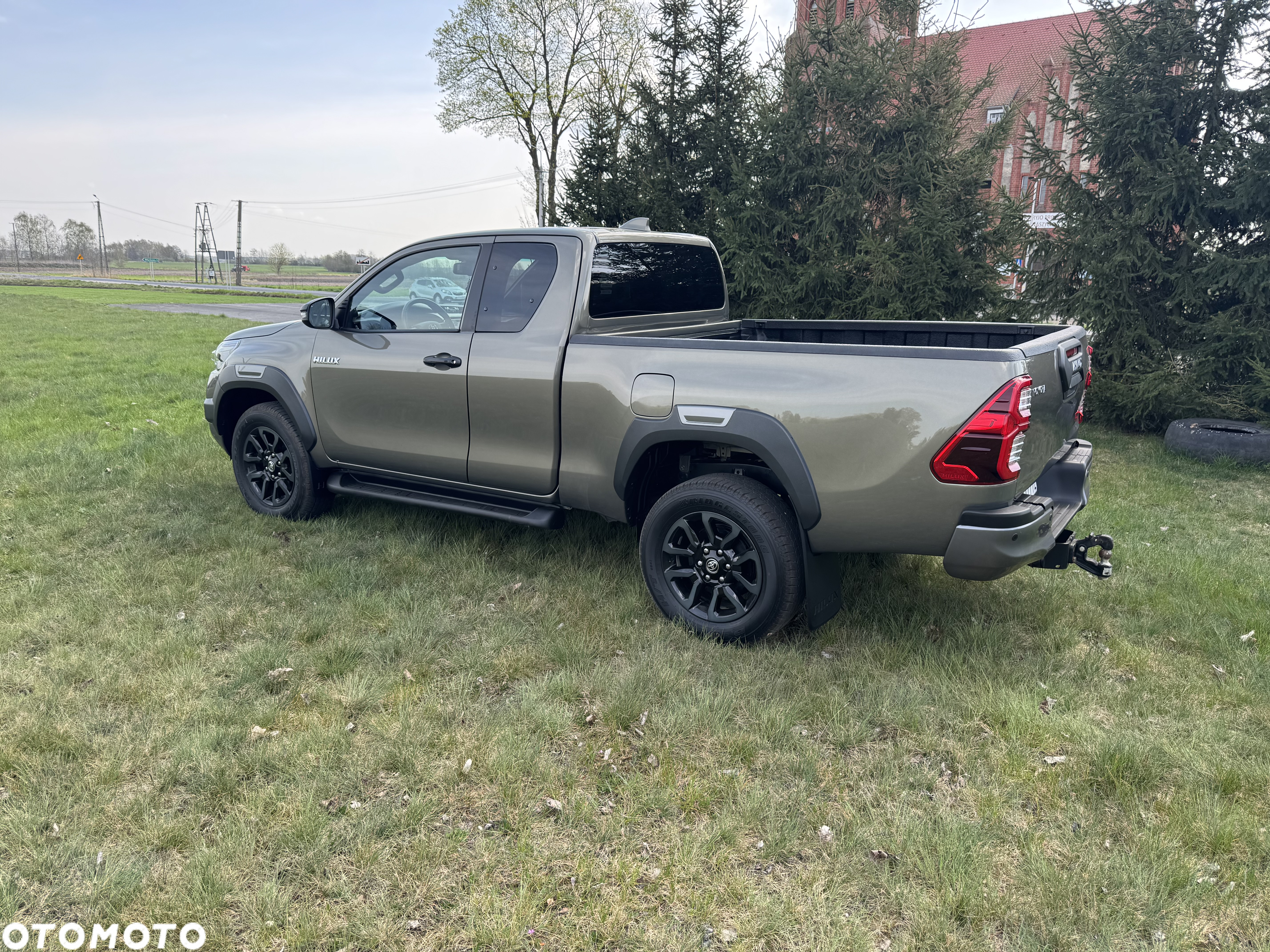 Toyota Hilux 2.8 D-4D Double Cab SR5 4x4 - 26