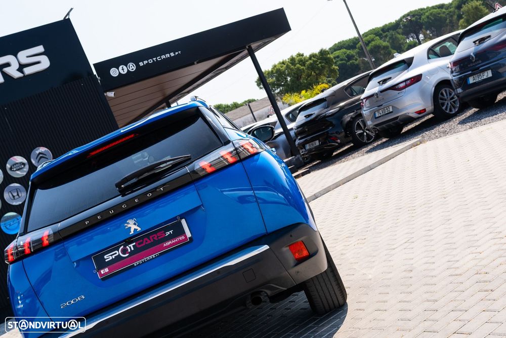 Peugeot 2008 1.2 PureTech Allure Pack - 8