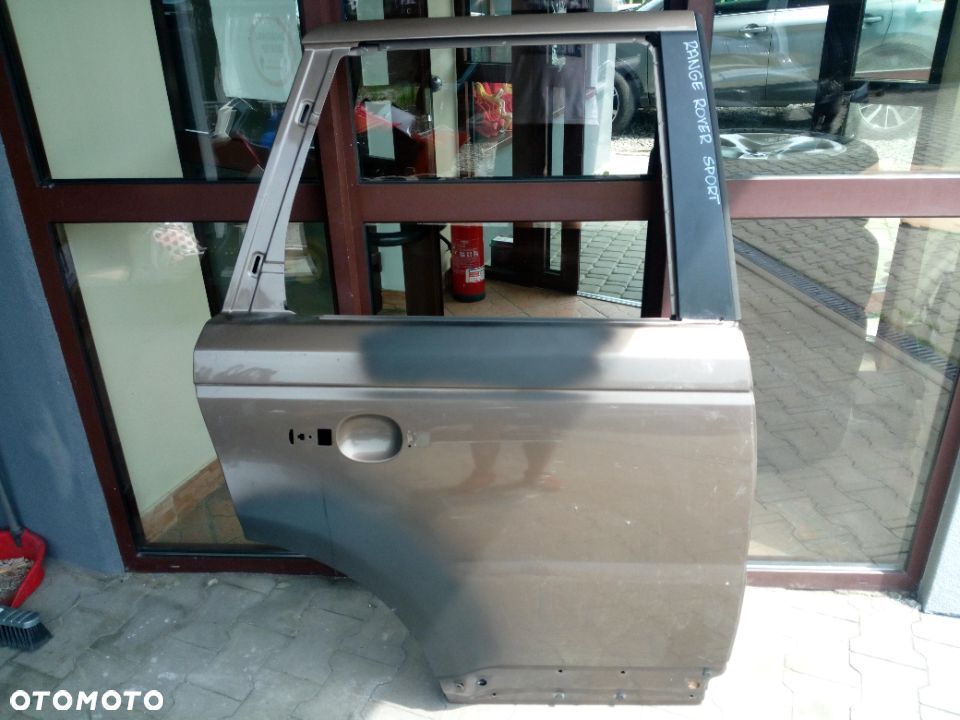 Range Rover Sport 2005-2013 Sport tylne prawe drzwi - 1