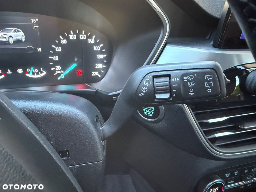 Ford Kuga - 29