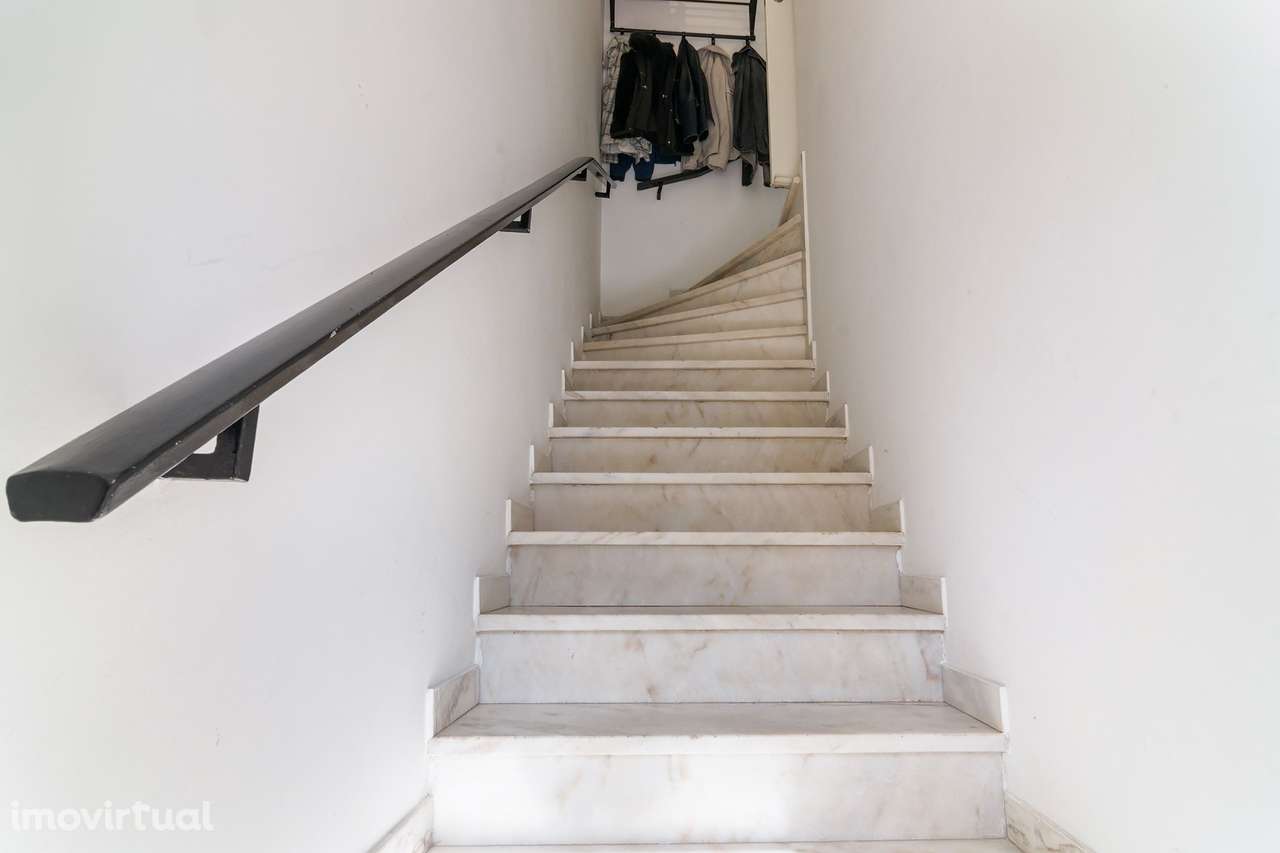 Refúgio acolhedor em São Domingos de Rana – T2+1 cheio de luz - Grande imagem: 2/26