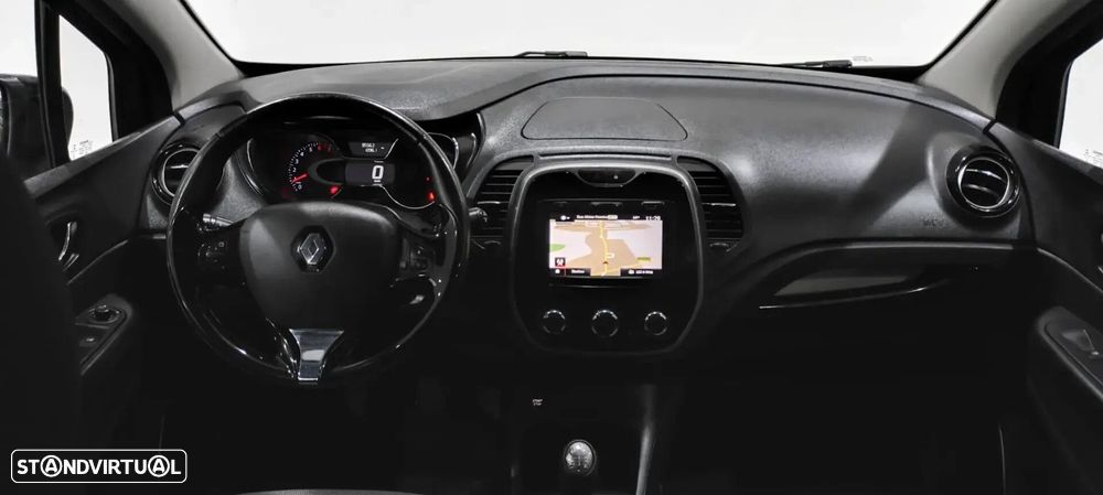 Renault Captur - 24