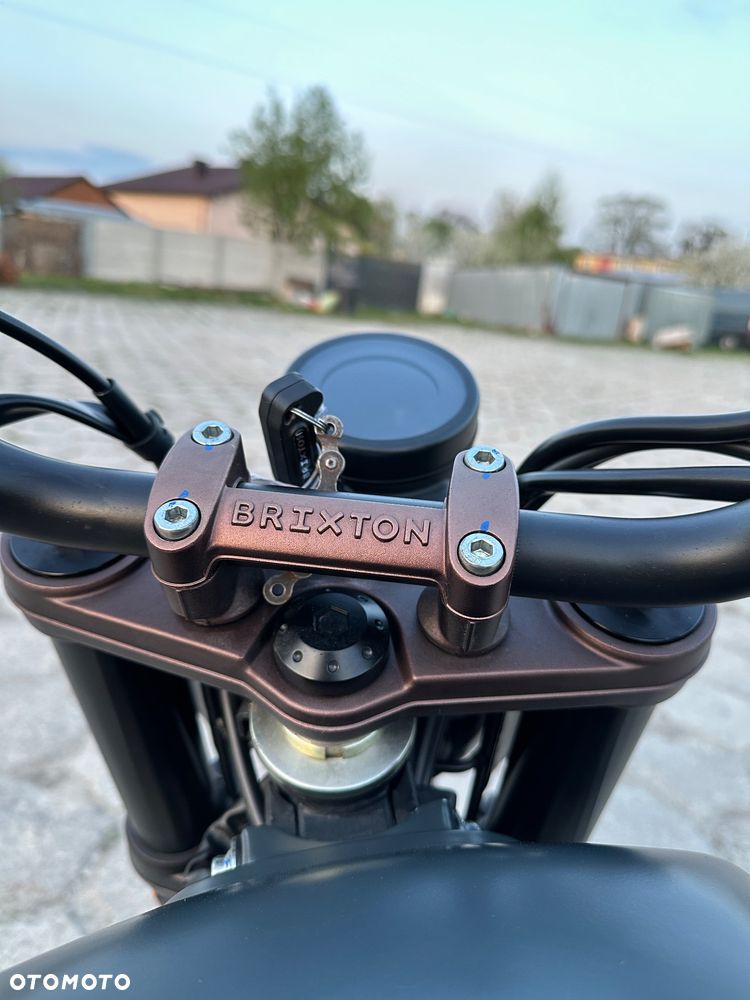 Brixton Crossfire - 13