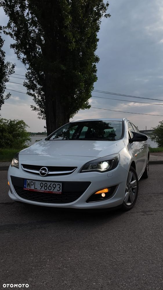 Opel Astra - 37